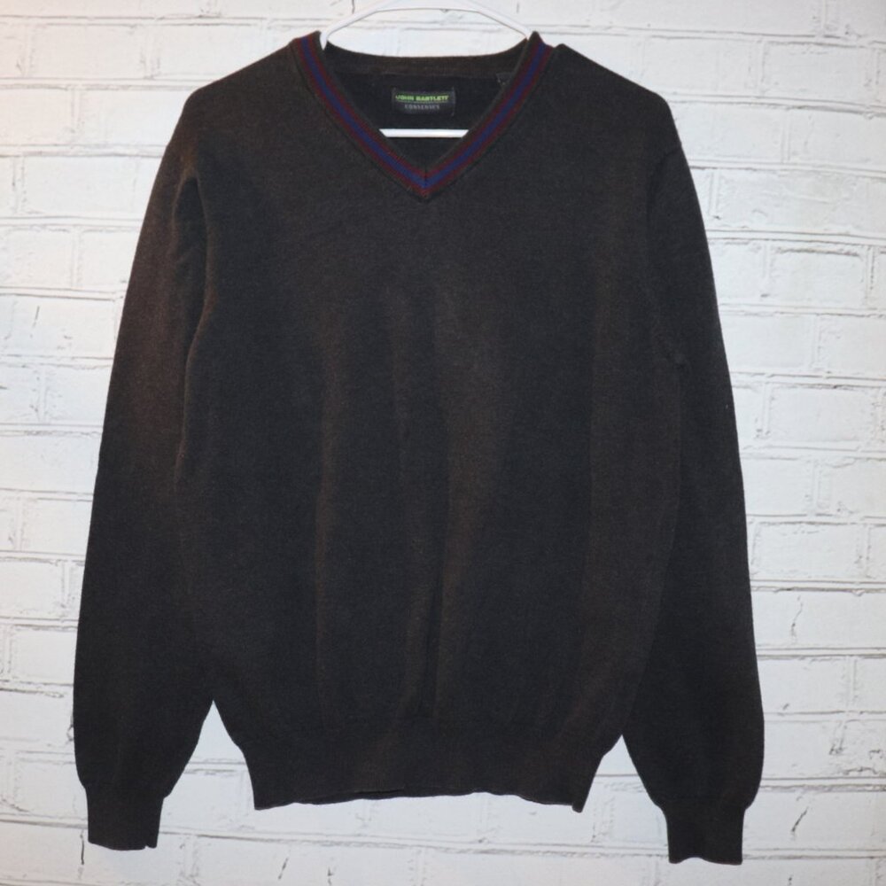 🖤 John Bartlett Consensus V‑Neck Sweater · Size Medium · Dark Gray with Stripe